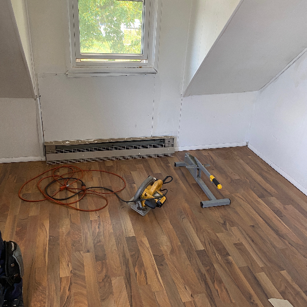 Bgk Handy Services Logo